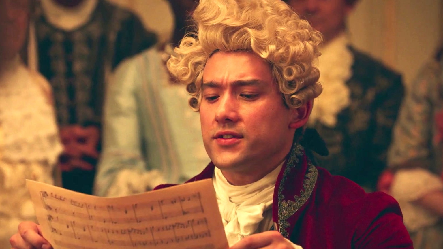Una scena di Amadeus (fonte: Sky)