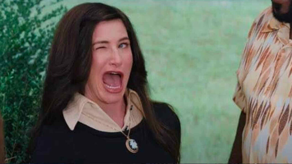 Rapunzel torna al cinema: Kathryn Hahn vicina al ruolo di Madre Gothel nel film Disney Kathryn Hahn