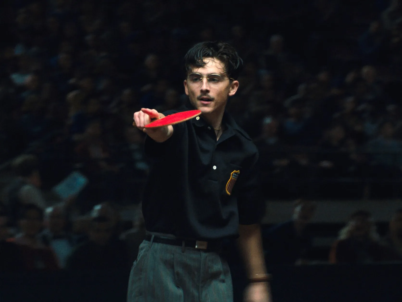 Una scena di Marty Supreme. 