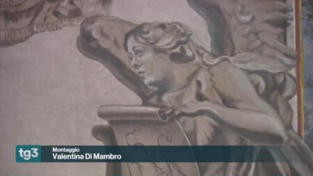 L'angelo della basilica di San Lorenzo in Lucina che somiglia a Giorgia Meloni