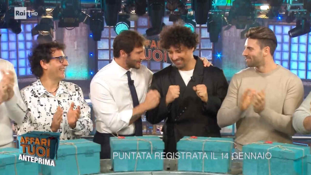 Stefano De Martino ad Affari Tuoi - puntata del 19 gennaio 2026