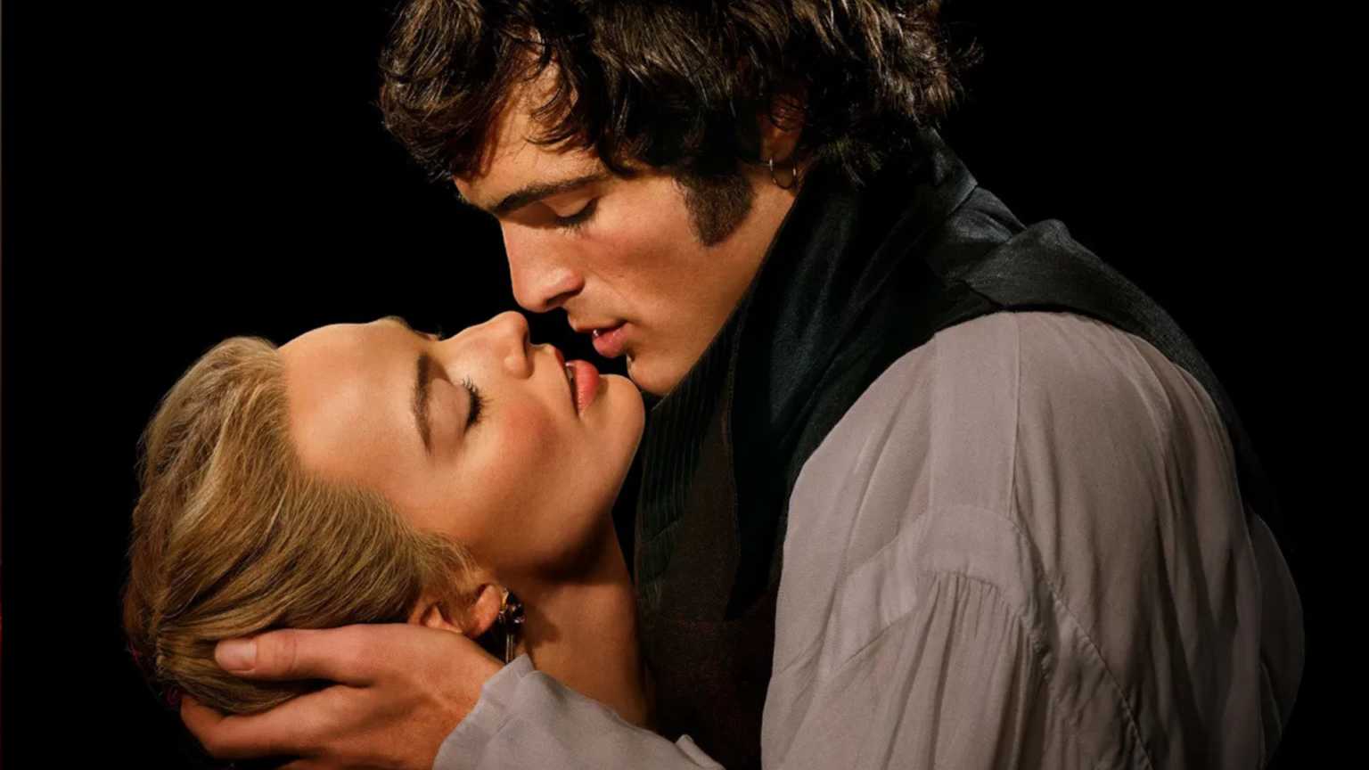 Il segreto del set di Cime Tempestose: perché Margot e Jacob indossano lo stesso anello I protagonisti di Cime Tempestose (fonte: Warner Bros)