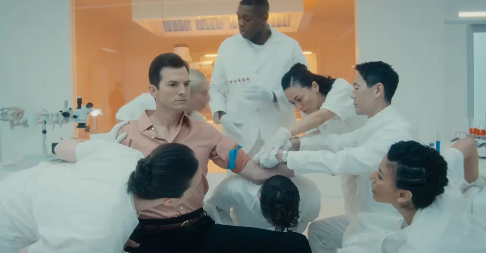 Una scena di The Beauty (fonte: Disney+)