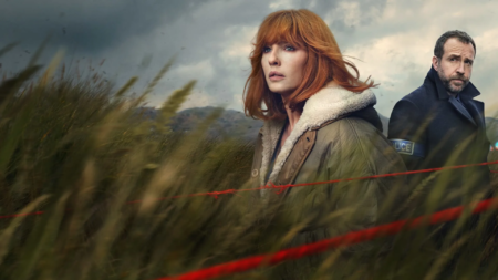 Una scena di Under Salt Marsh: Segreti sommersi.