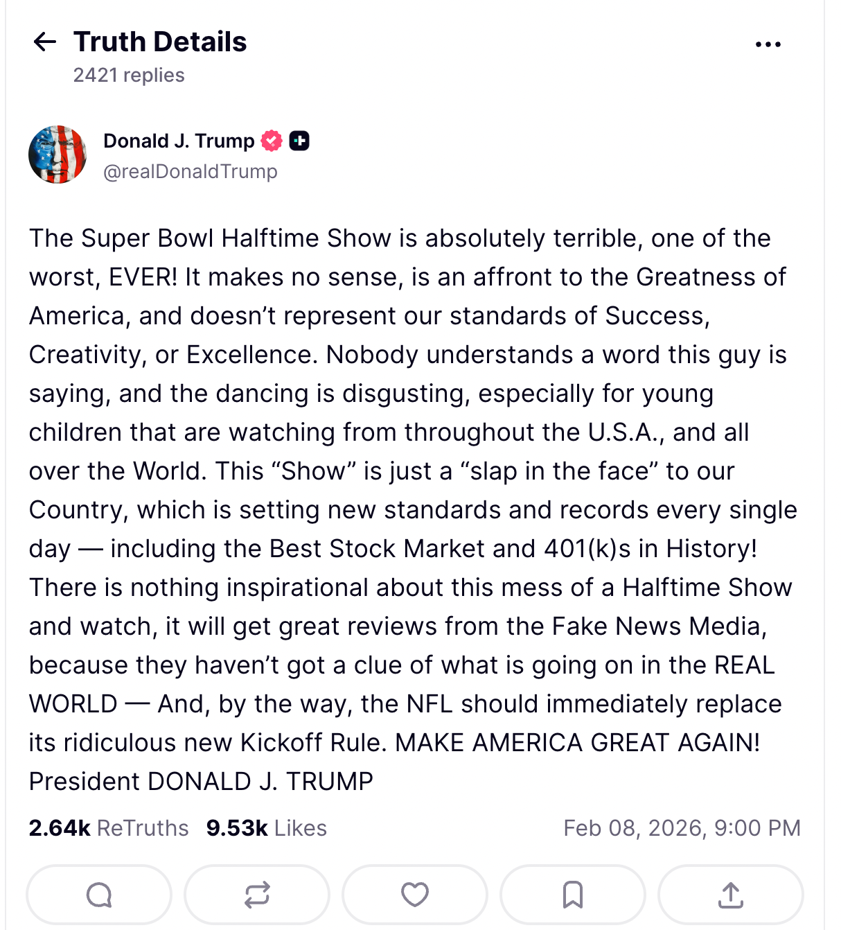 L'intervento di Donald Trump sull'esibizione di Bad Bunny. 