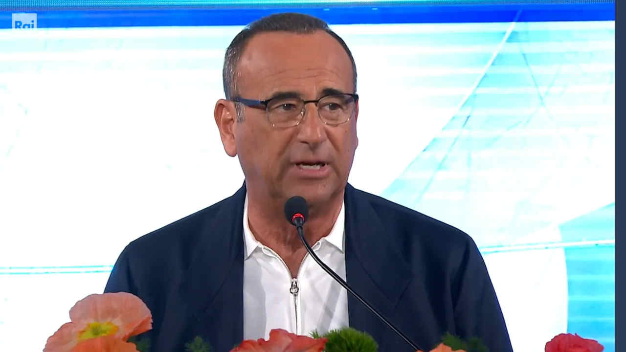 Carlo Conti alla conferenza stampa di Sanremo 2026
