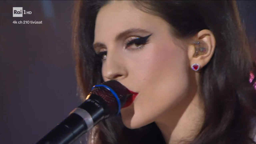 Perché Miss Italia ha denunciato Ditonellapiaga: il brano che ha scatenato la polemica Ditonellapiaga a Sanremo 2026