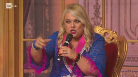 “34 kg in meno senza palestra”: il metodo di Rossella Erra che lei ha svelato in tv Rossella Erra