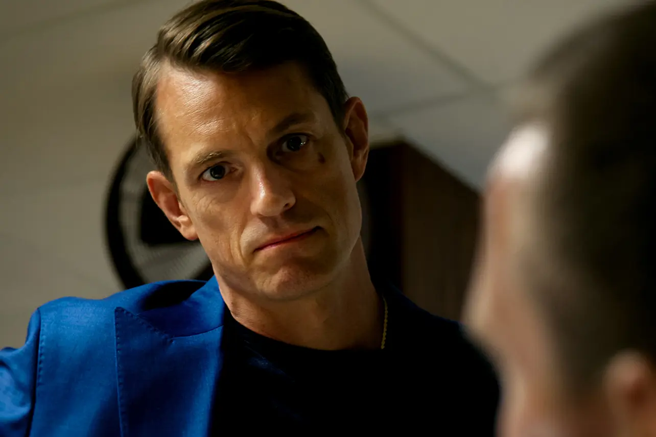 Una scena di Detective Hole. 