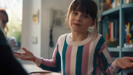 La protagonista dello spot del Caffè Borbone 2026