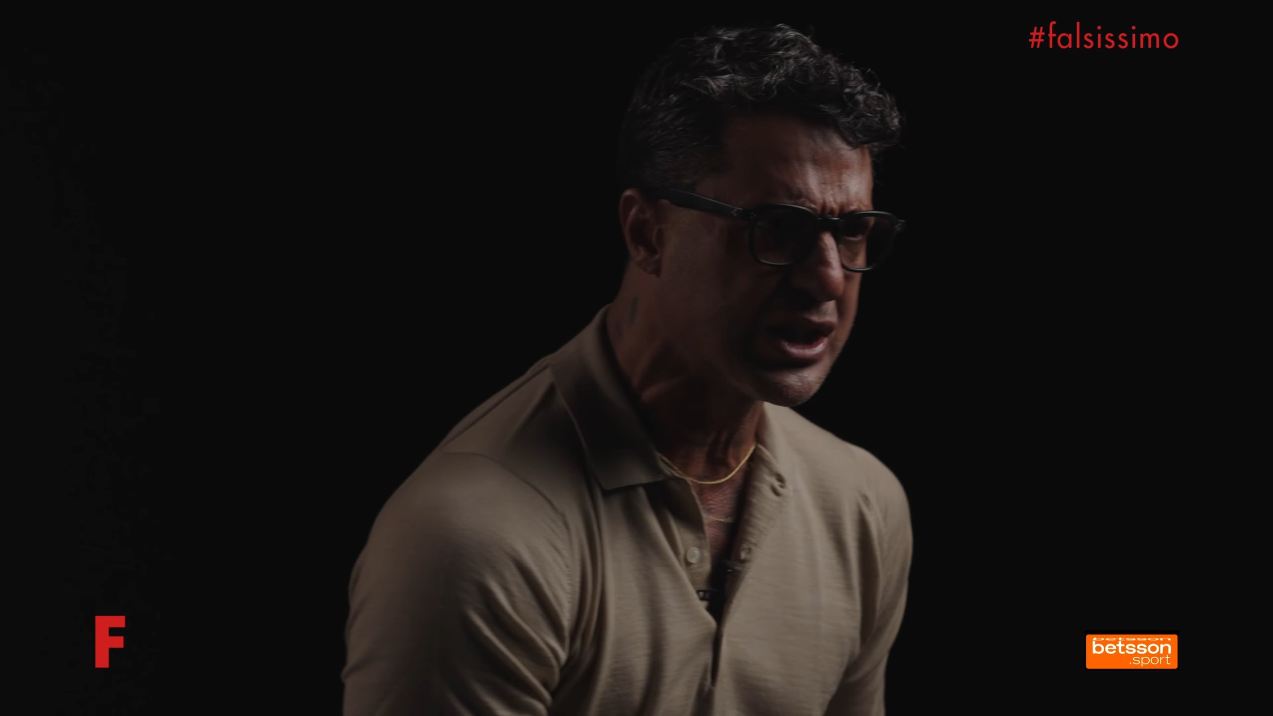 Fabrizio Corona - Falsissimo - YT