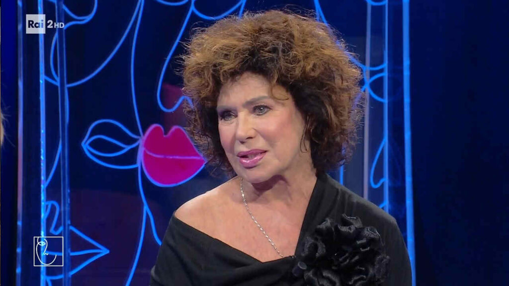 “È gay e non lo sposo per amore”: la scelta di Corinne Clery (dopo il malore) fa discutere Corinne Clery