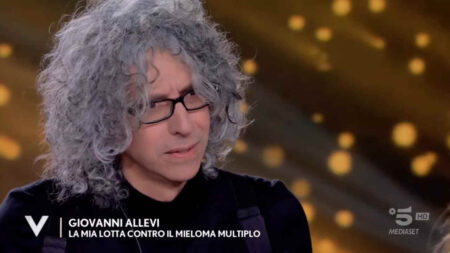 Giovanni Allevi e il mieloma: “Il mostro dorme, ma potrebbe mangiarmi in un solo boccone” Giovanni Allevi a Verissimo