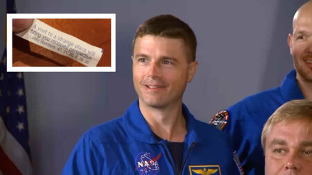 Un biscotto della fortuna gli aveva predetto la Luna: oggi Reid Wiseman guida Artemis II Reid Wiseman