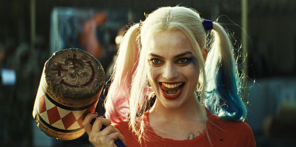 Margot Robbie interpreta Harley Quinn nel film Suicide Squad.