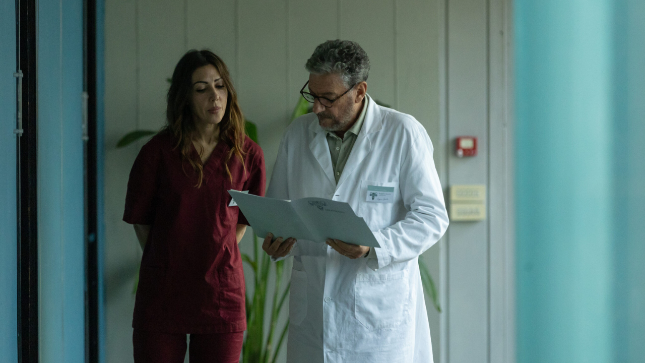 Una scena di In Utero (fonte: Hbo Max)