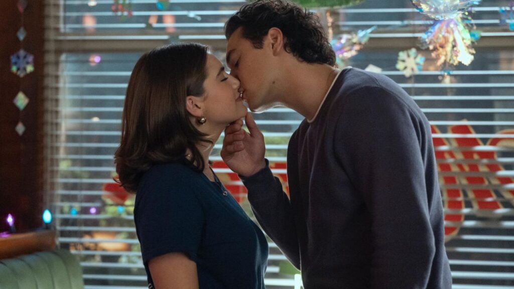 Una scena della prima stagione di Off Campus.