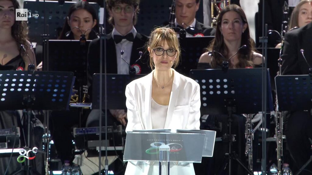 Paola Cortellesi a I Volti della Repubblica - Raiplay