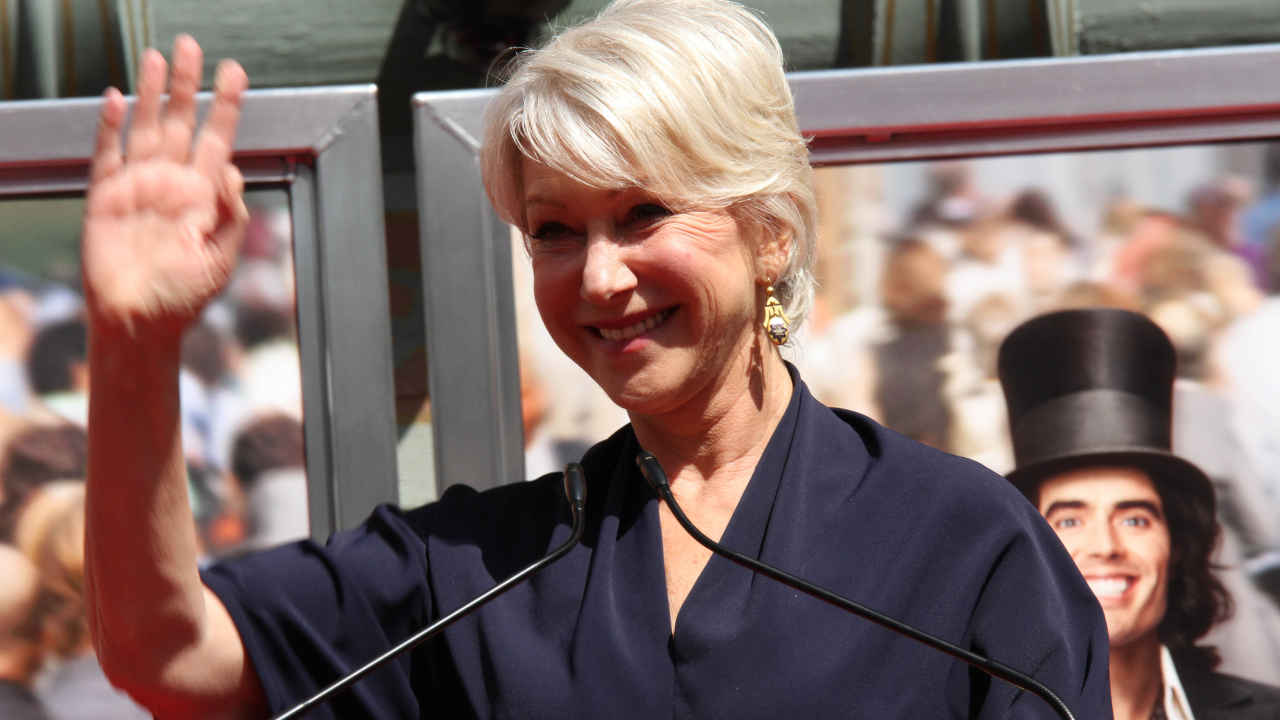 helen mirren rompe il silenzio dopo l8217aggressione mi hanno chiamata sionista malvagia da Cinemaserietv.it helen mirren rompe il silenzio dopo l8217aggressione mi hanno chiamata sionista malvagia