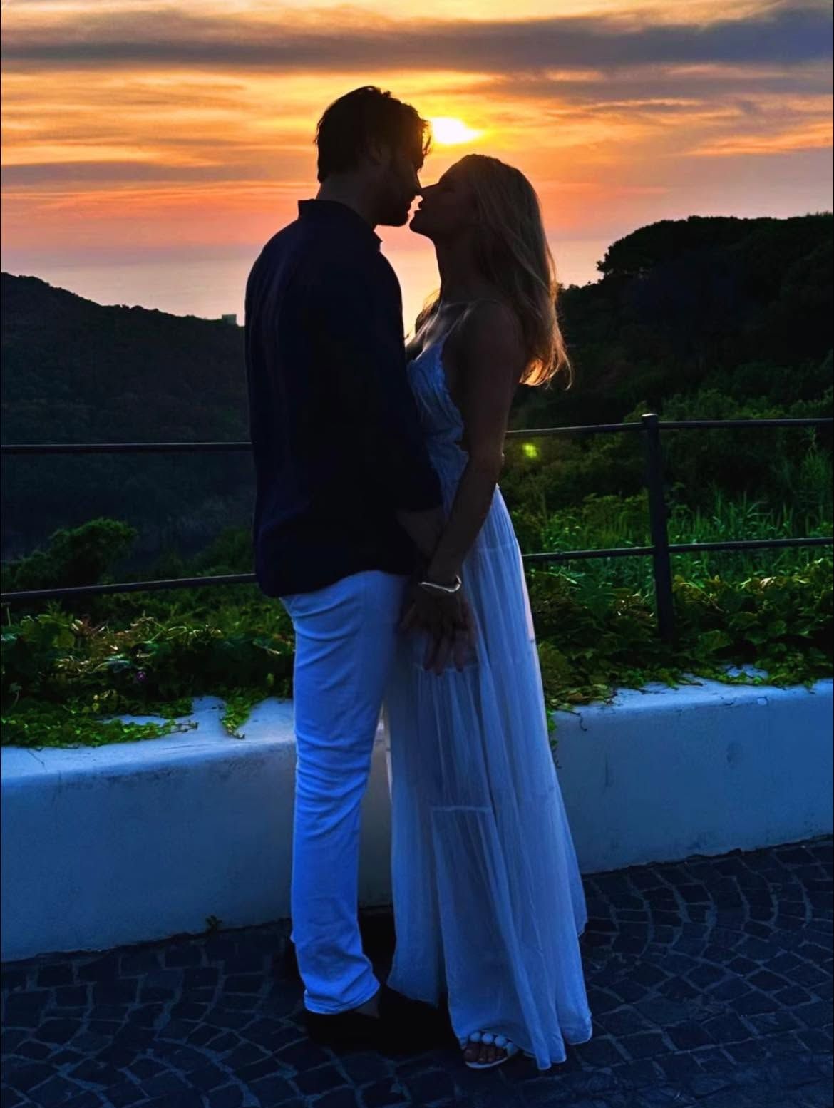 Michelle Hunziker e Giulio Berruti, la prima foto social insieme
