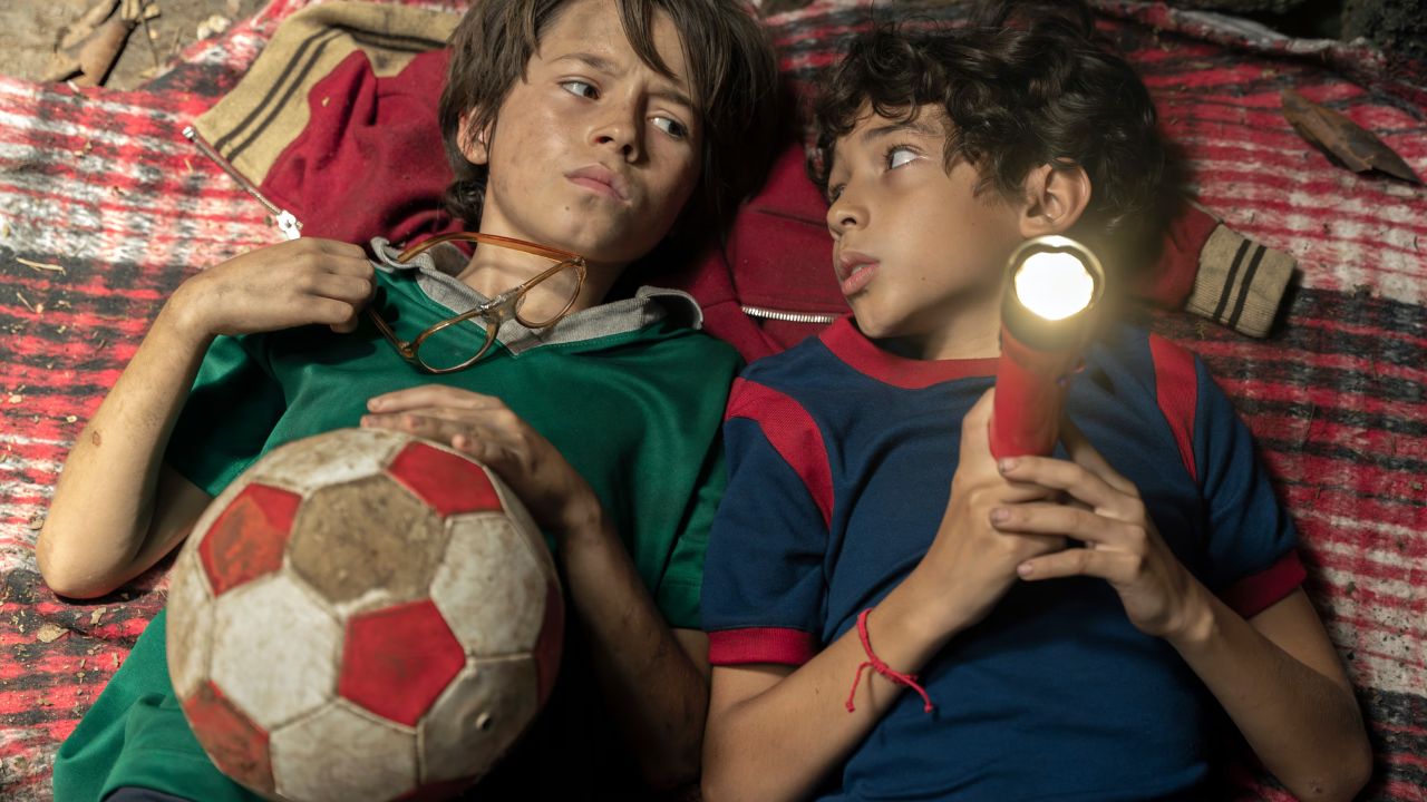 Una scena di No Tengo Miedo (fonte: Netflix)