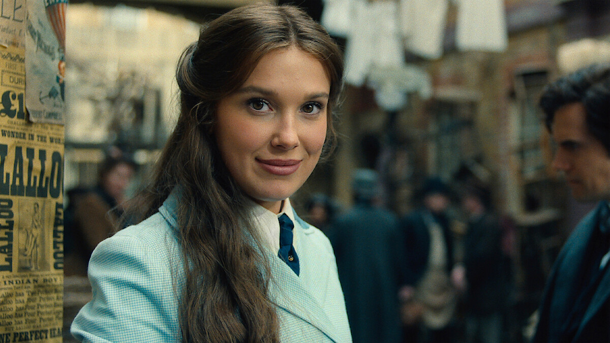 Una scena di Enola Holmes 3 (fonte: Netflix)