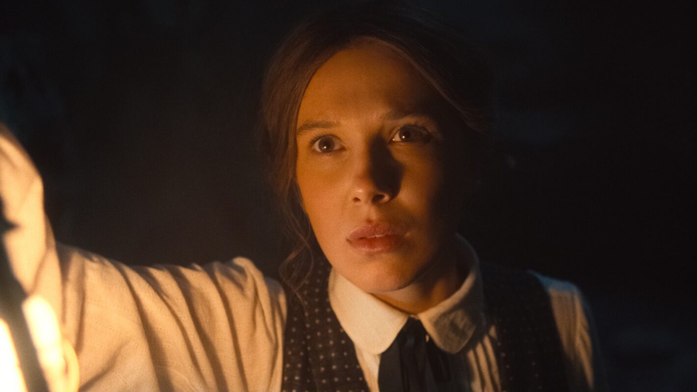 Una scena di Enola Holmes 3 (fonte: Netflix)