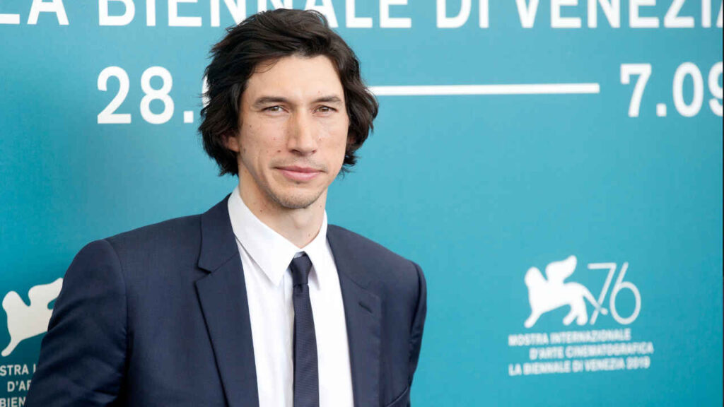 Adam Driver continua a dire no alla Marvel: Kevin Feige svela la loro curiosa “tradizione” Adam Driver alla Mostra del Cinema di Venezia 2019