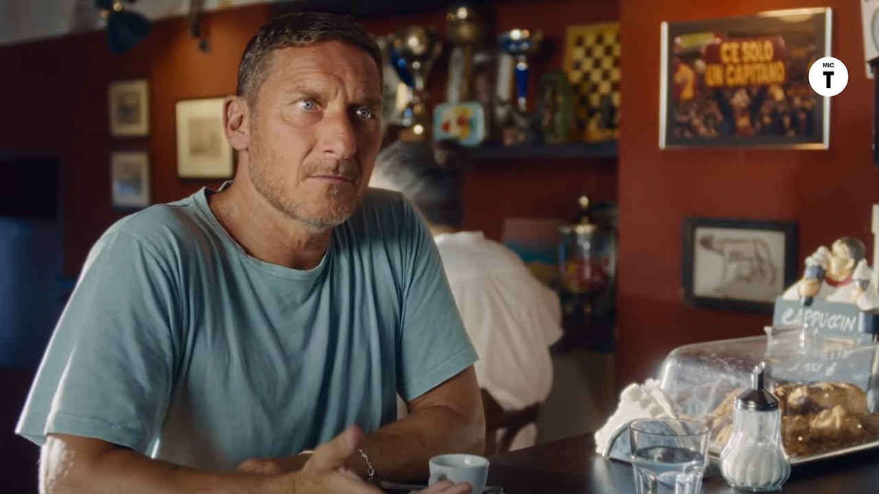 Francesco Totti nello spot per Spider-Man: Brand New Day.