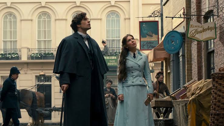 Una scena di Enola Holmes 3 (fonte: Netflix)