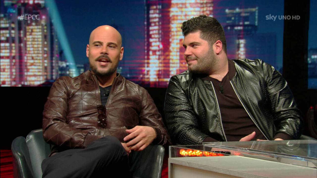 Salvatore Esposito si è sposato: reunion di Gomorra al matrimonio con Paola Rossi, tutti gli invitati vip Marco D'Amore e Salvatore Esposito