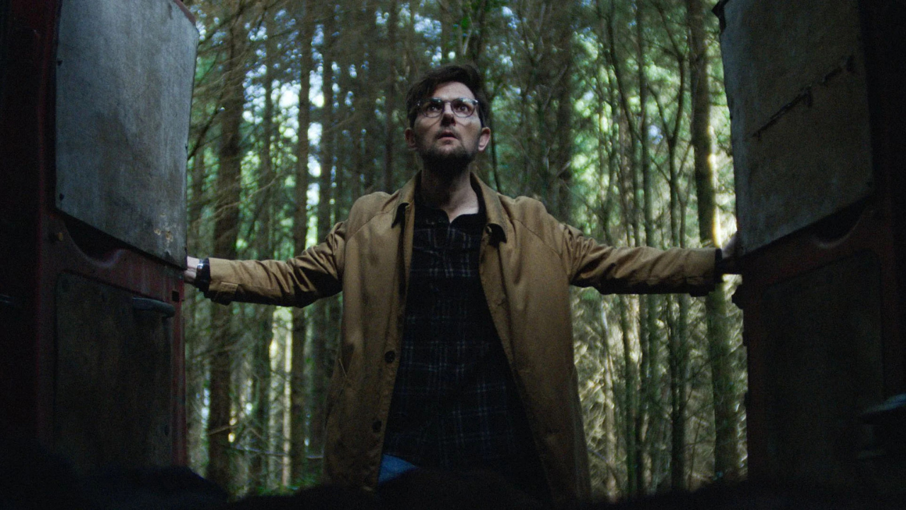 Una scena di Hokum (fonte: Hokum)