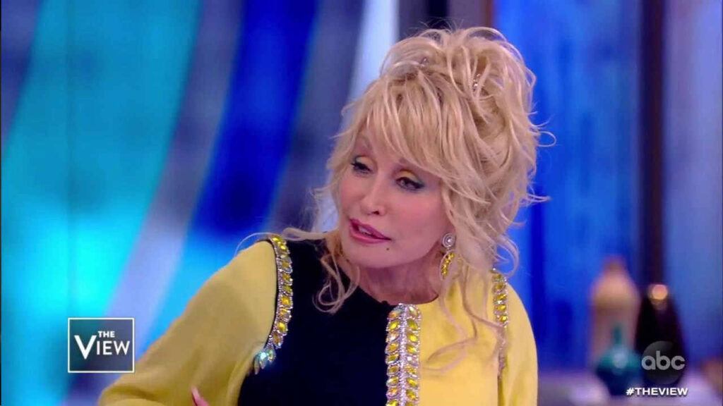 Dolly Parton, come è morta: il ricovero, i problemi di salute e il peggioramento improvviso Dolly Parton