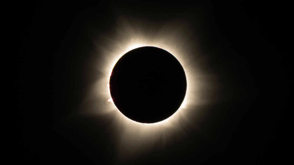 Eclissi totale di sole