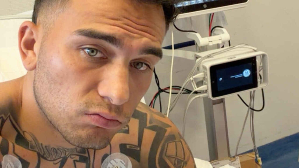 Raul Dumitras, malore improvviso prima del compleanno: “Sono finito in terapia intensiva per una miocardite” Raul Dumitras in ospedale