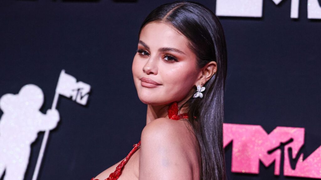 Selena Gomez svela perché la sua voce è cambiata: la confessione inaspettata Selena Gomez (fonte dp)