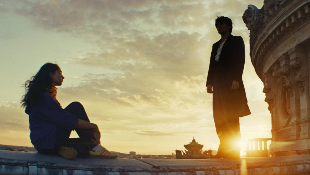 Le Fantôme de l’Opéra, la recensione: un amore senza tempo che si perde nel romanticismo adolescenziale