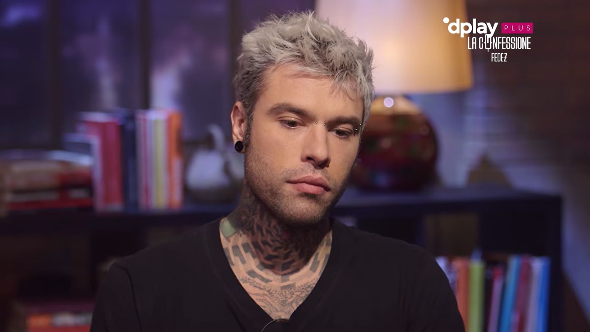 Fedez durante un'intervista